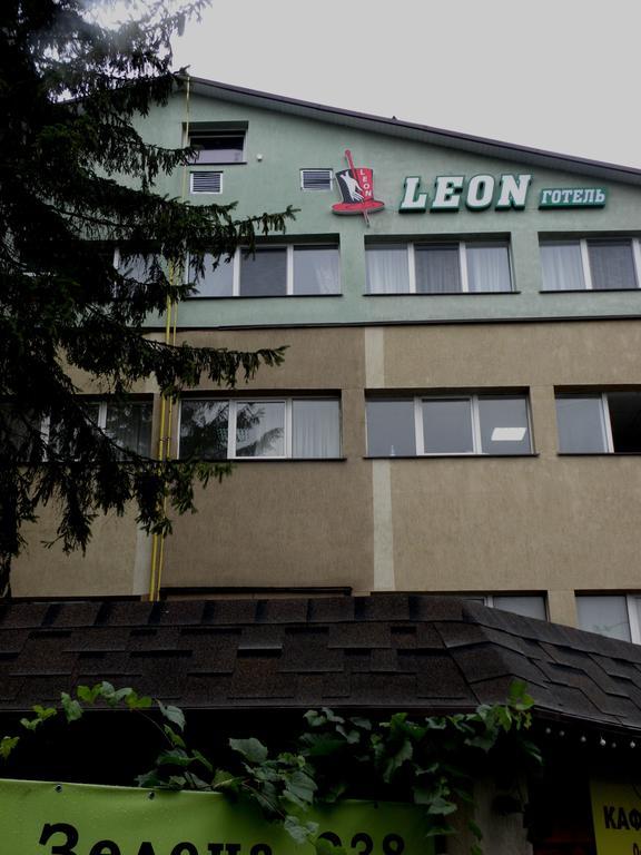 Leon Hotel Lviv Exterior photo