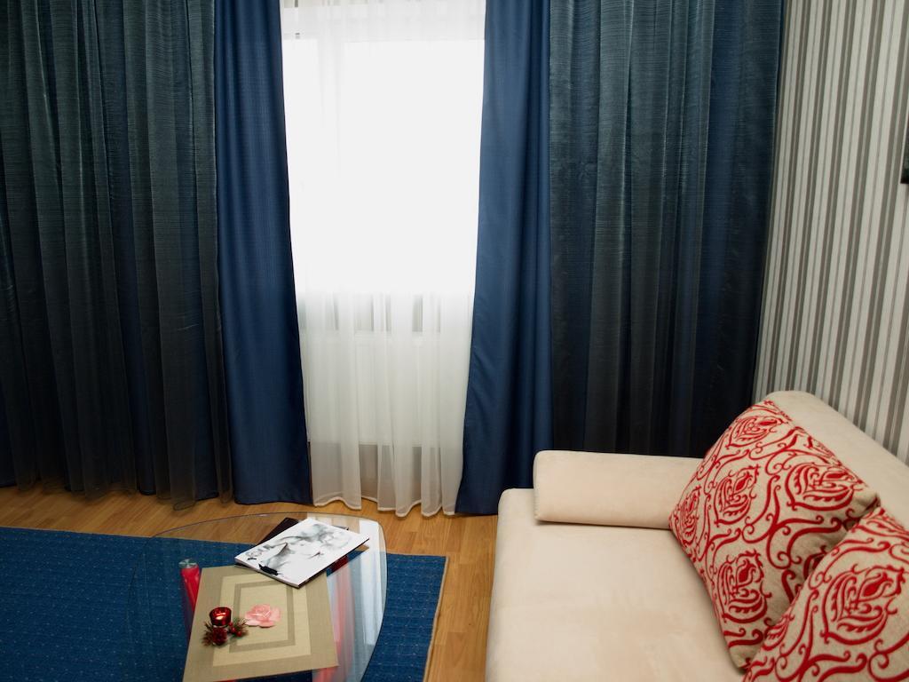 Leon Hotel Lviv Room photo